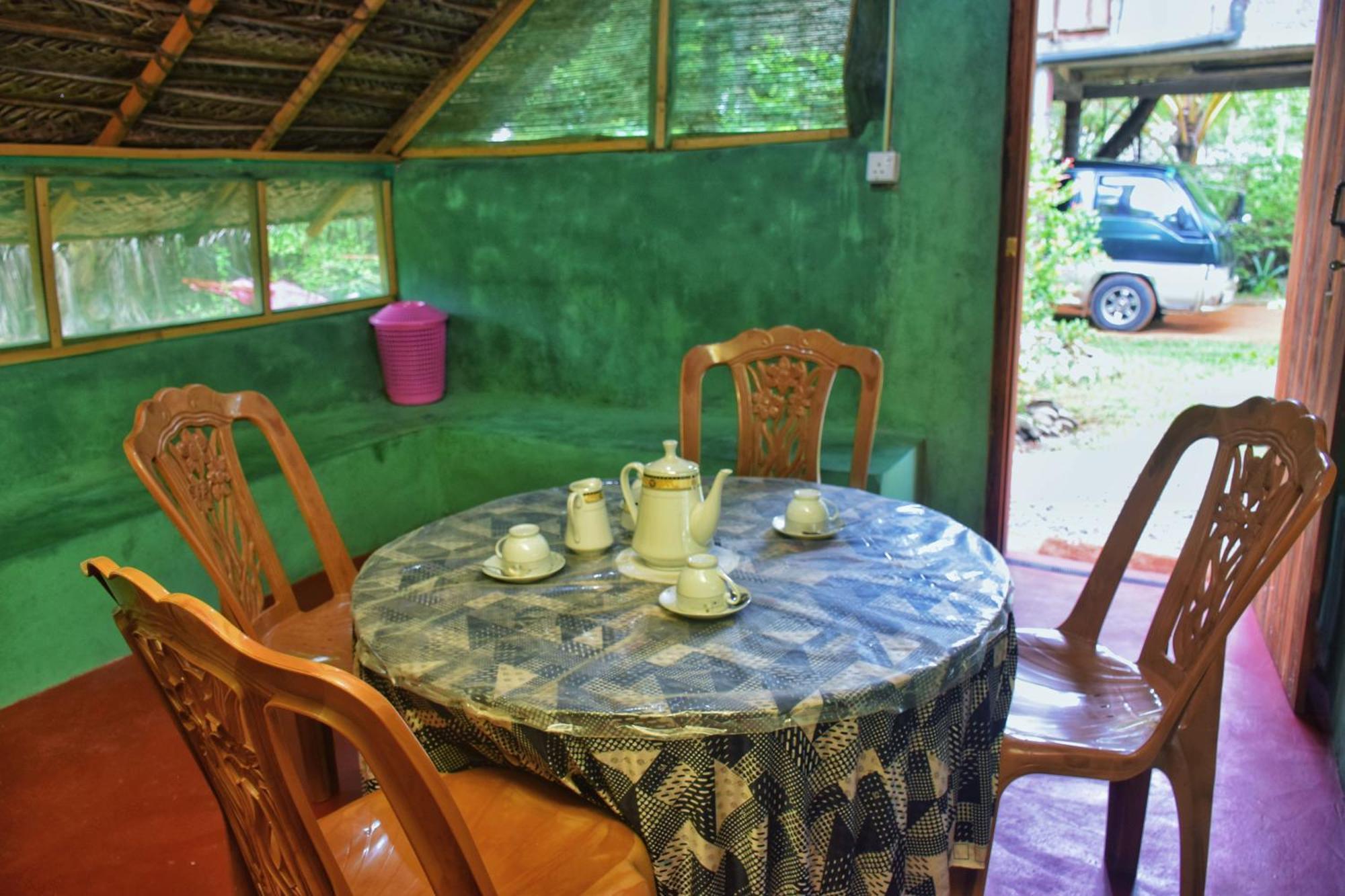 Passion Ray Villa & Tree Hut Sigiriya Exterior foto