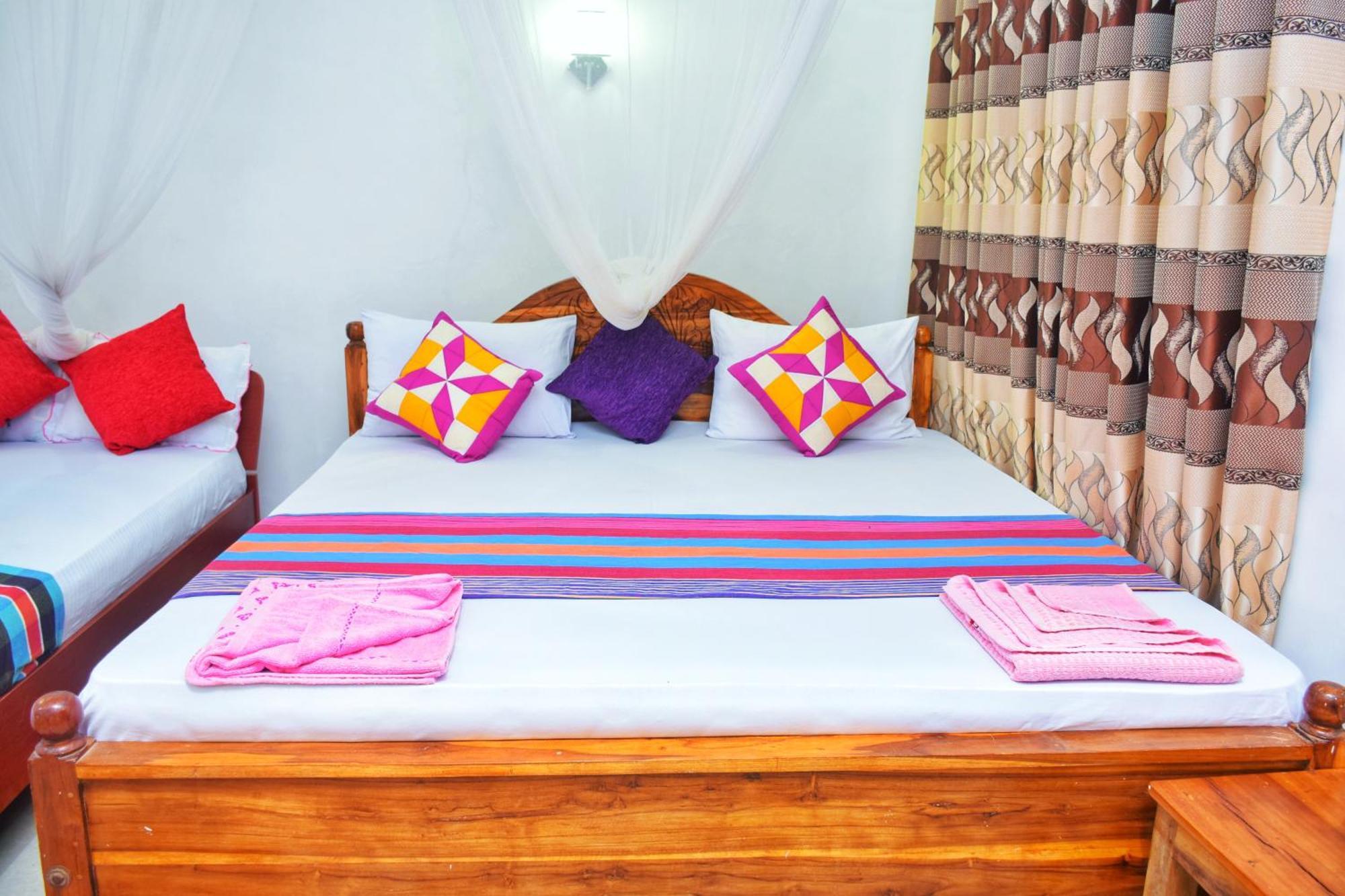 Passion Ray Villa & Tree Hut Sigiriya Habitación foto